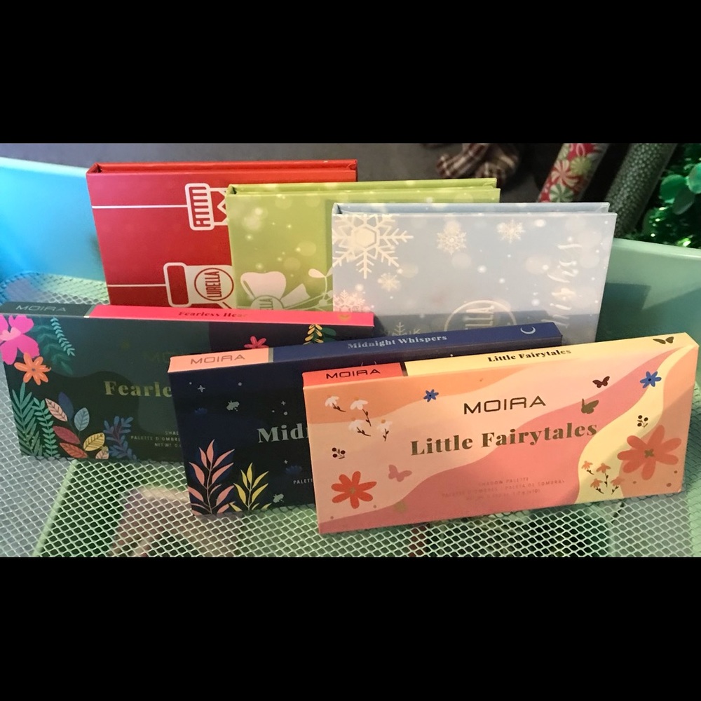 Makeup bundle
